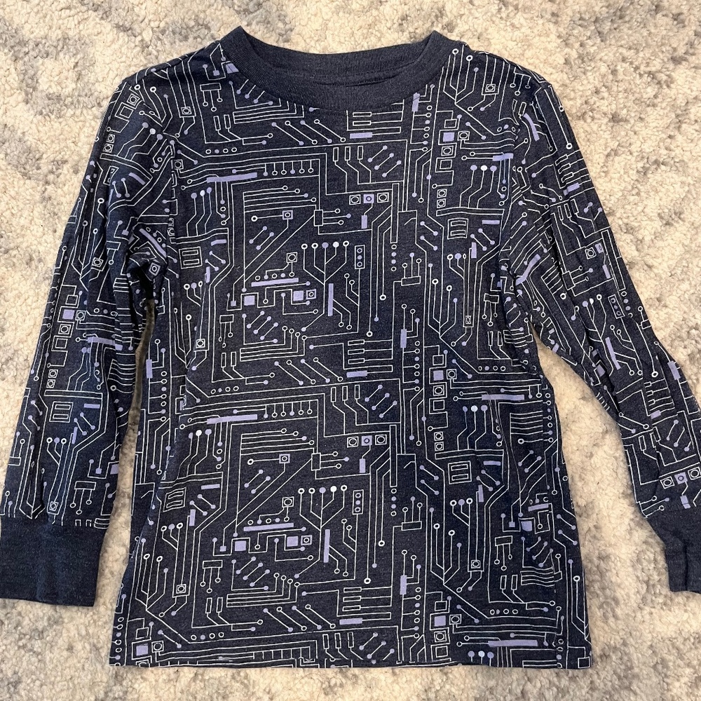 Kids long sleeve tee shirt